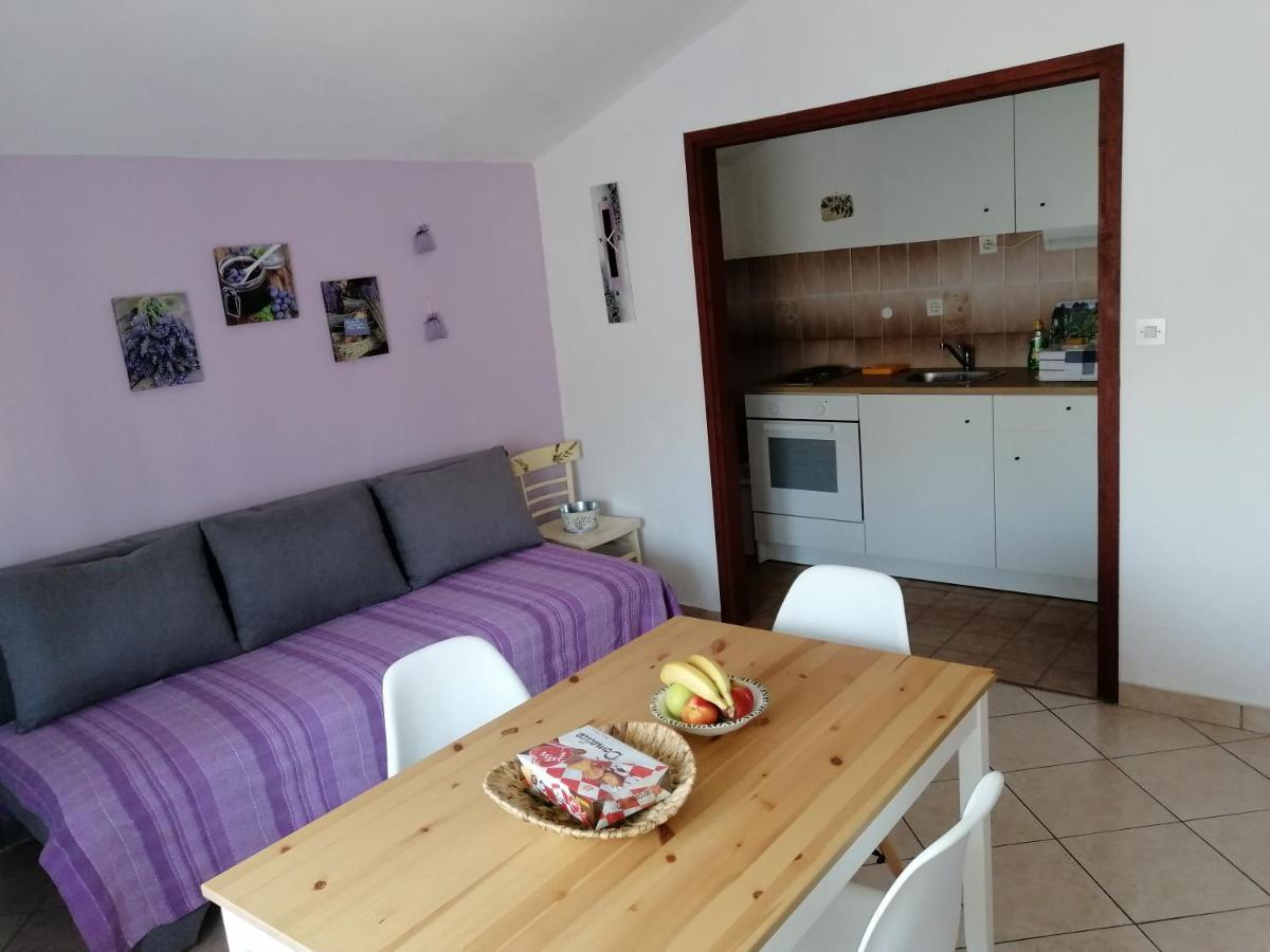 Apartments Stjepic Sukošan Eksteriør billede