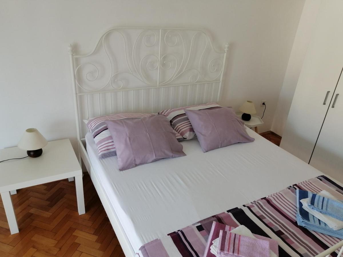 Apartments Stjepic Sukošan Eksteriør billede